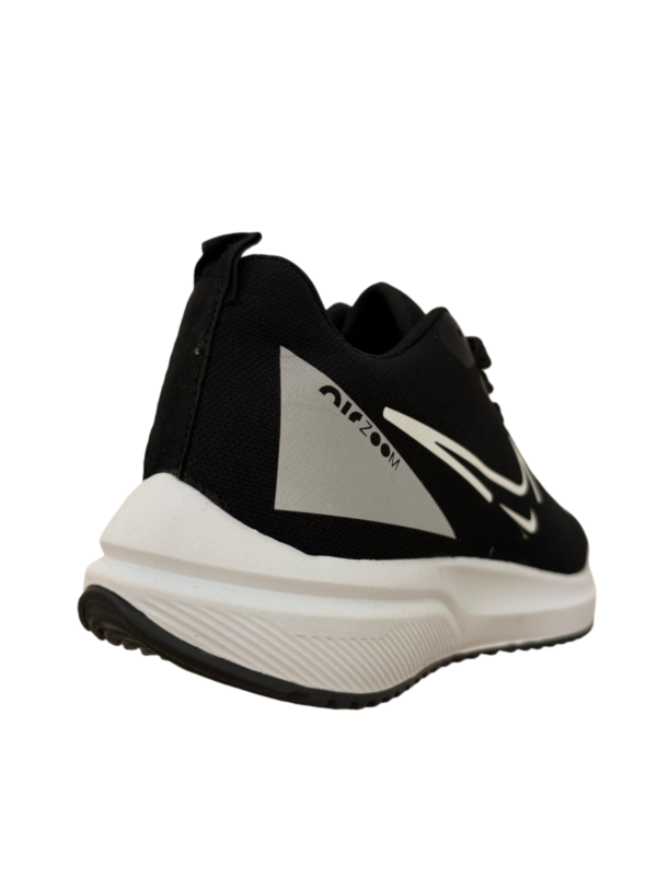AIR ZOOM REFLEX B&W