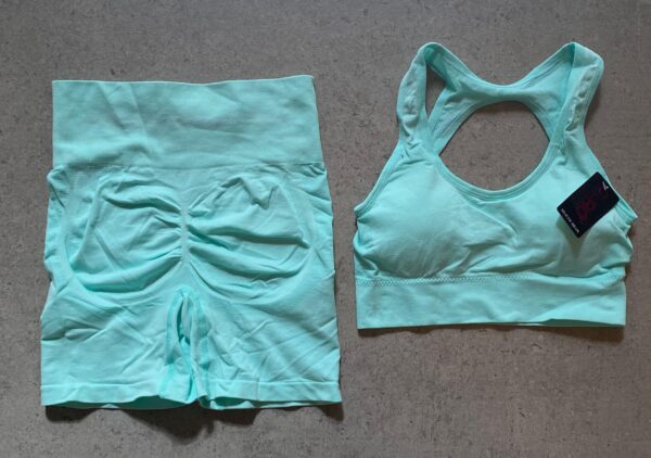 CONJUNTO CALZA CORTA+TOP (DOCENA)