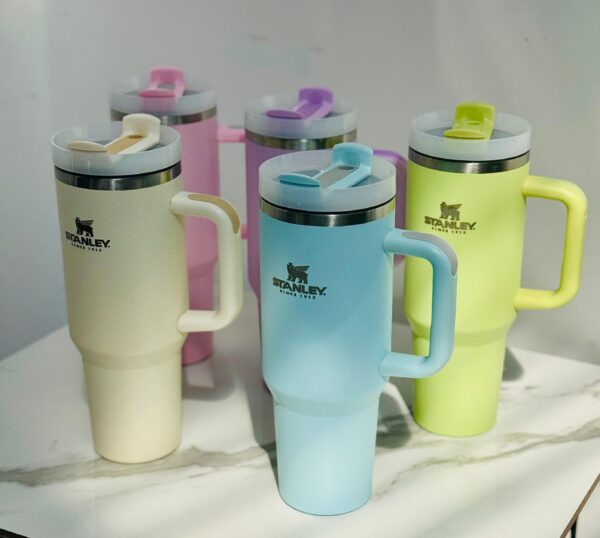 WhatsApp Image 2025-09-23 at 11.23.05 VASOS QUENCHER STANLEY